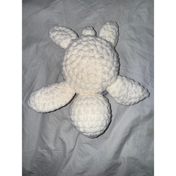 Hand crocheted baby sea turtle white body and lilac purple shell. - Picture 3 of 5